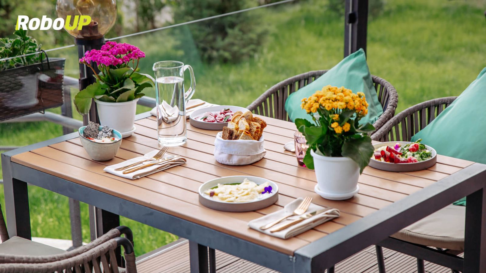 french-garden- french-lawn.jpg