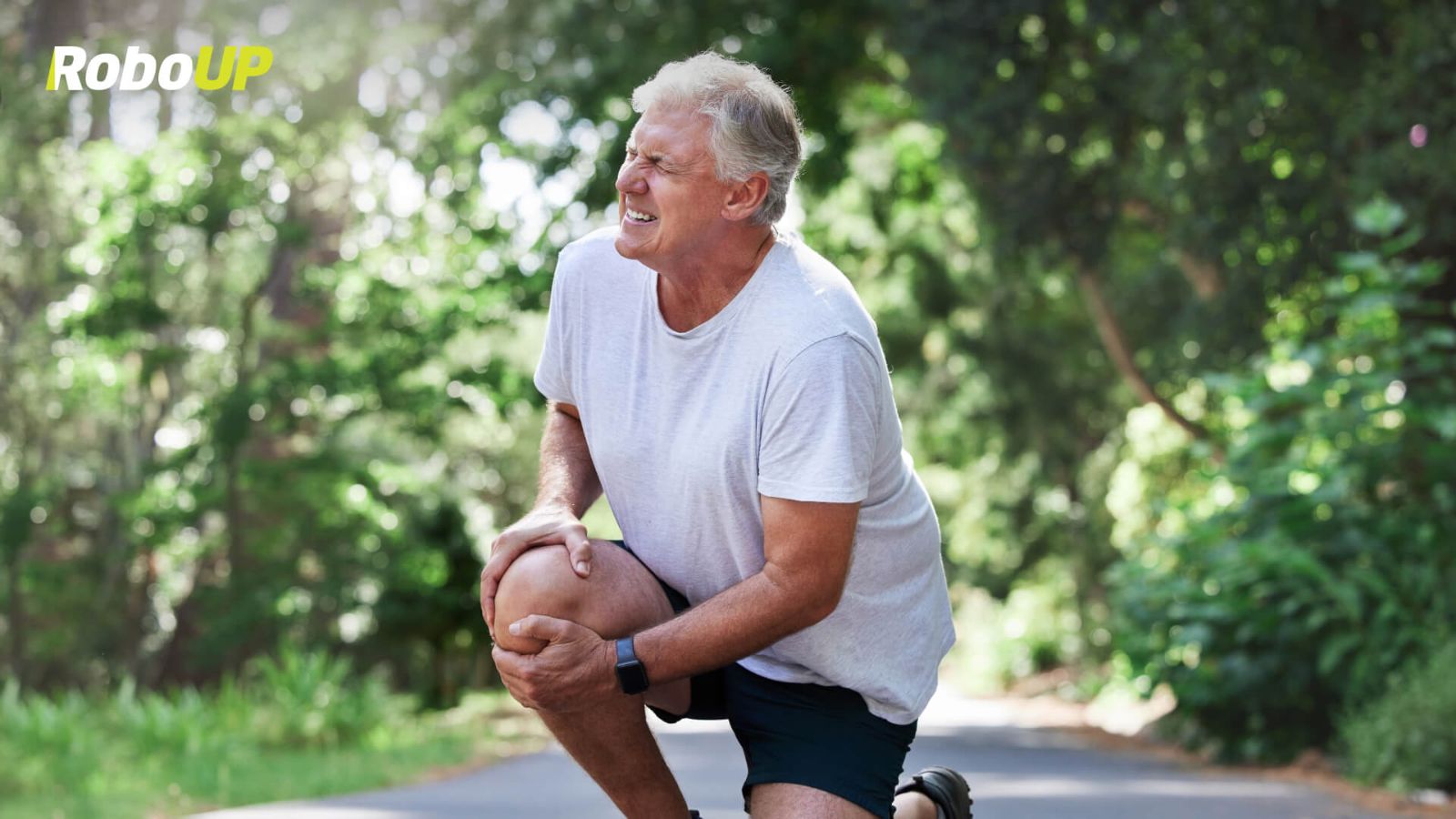 old-man-knee-pain.jpg