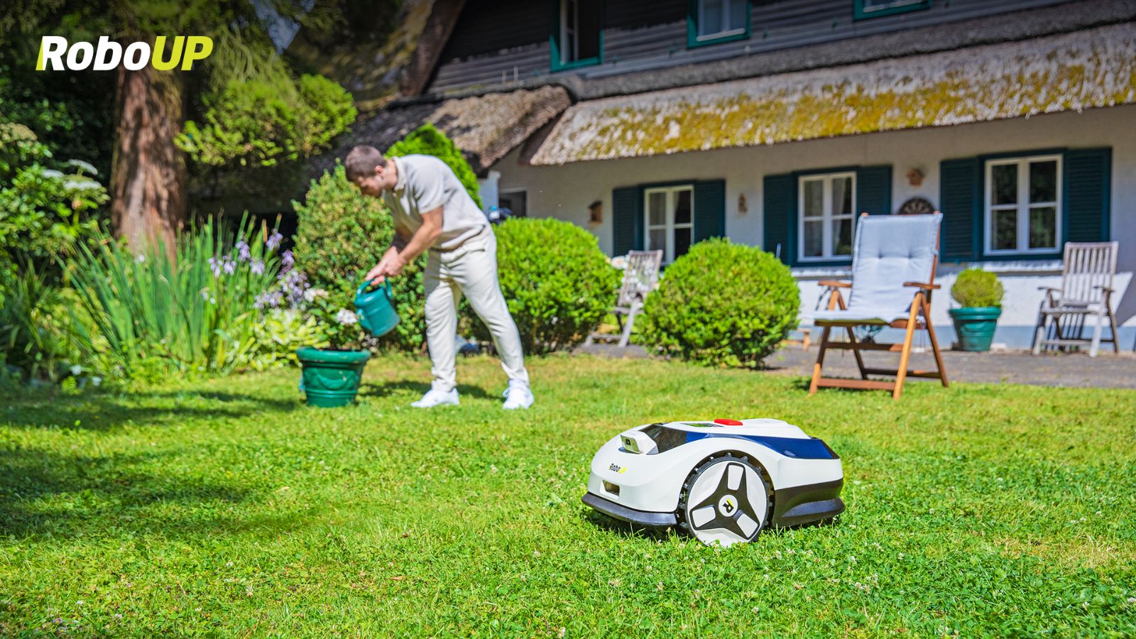 fall-lawn-care-water.jpg